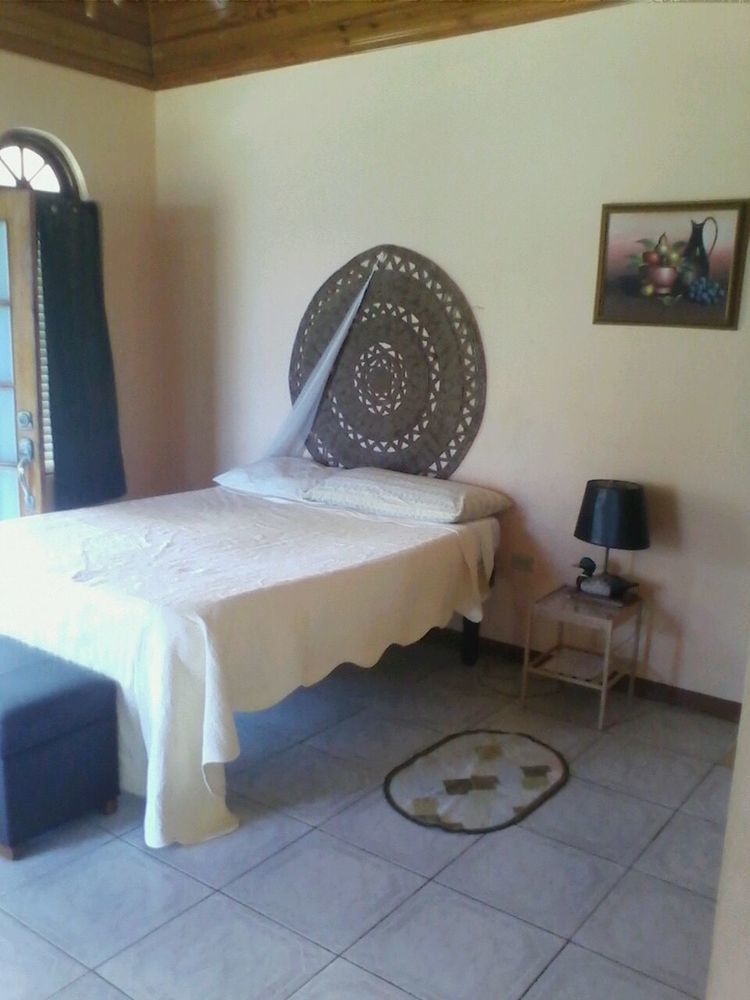 Dolphin Bay Yoga Guest House Drapers Zewnętrze zdjęcie