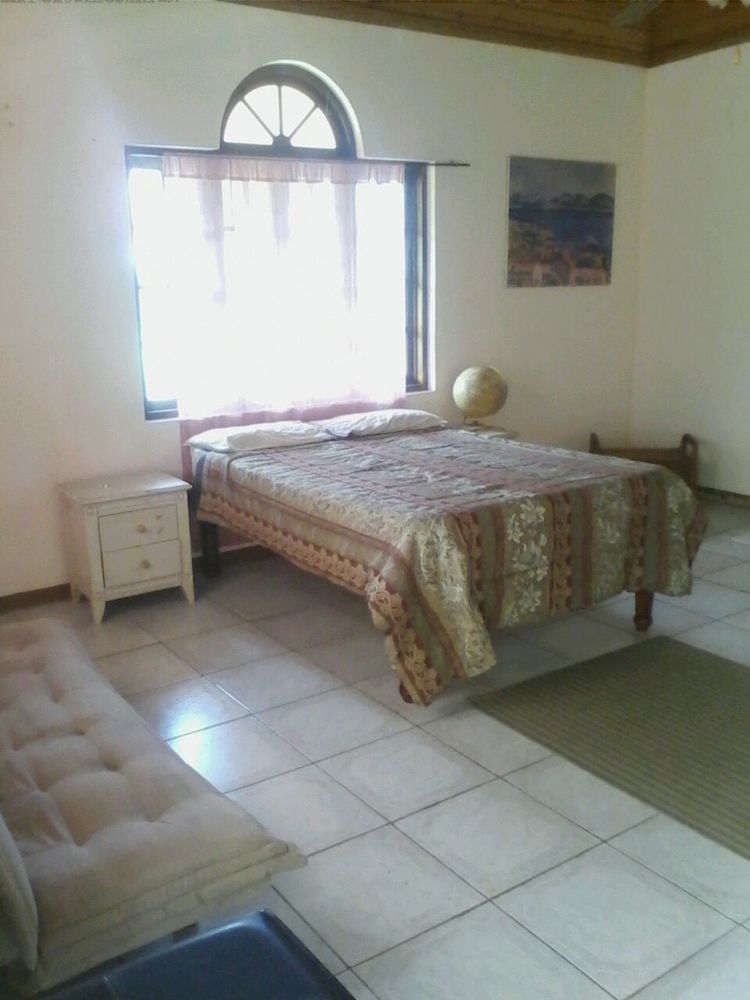 Dolphin Bay Yoga Guest House Drapers Zewnętrze zdjęcie